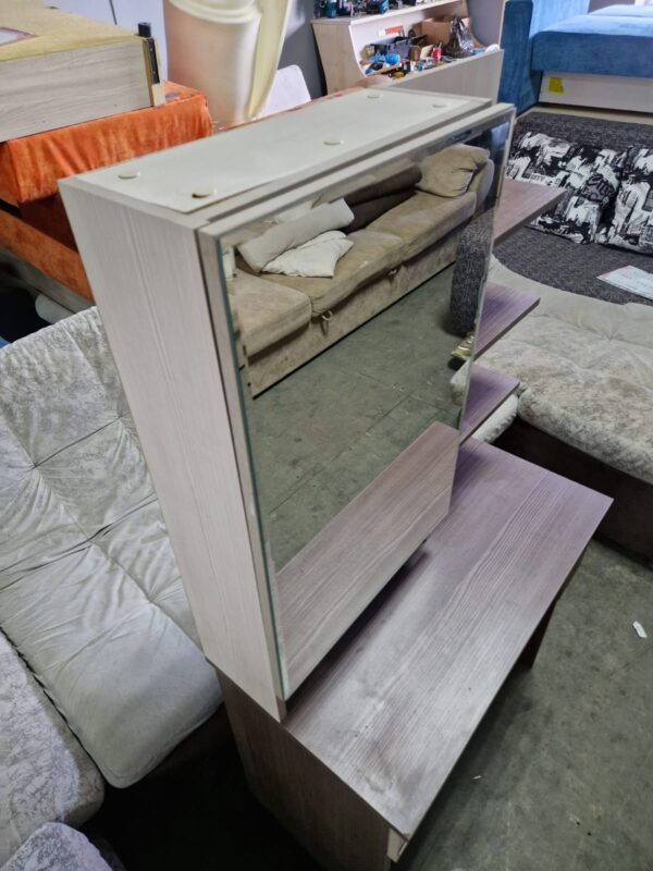 Туалетный столик 80х42х153см — изображение 5