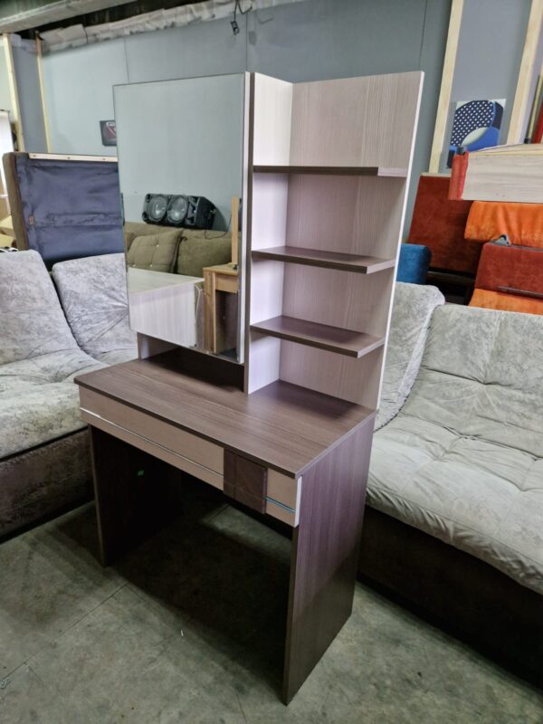 Туалетный столик 80х42х153см — изображение 3